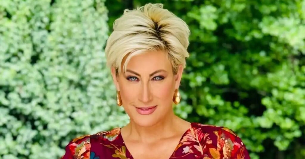 How Kim Gravel Makes Her Money